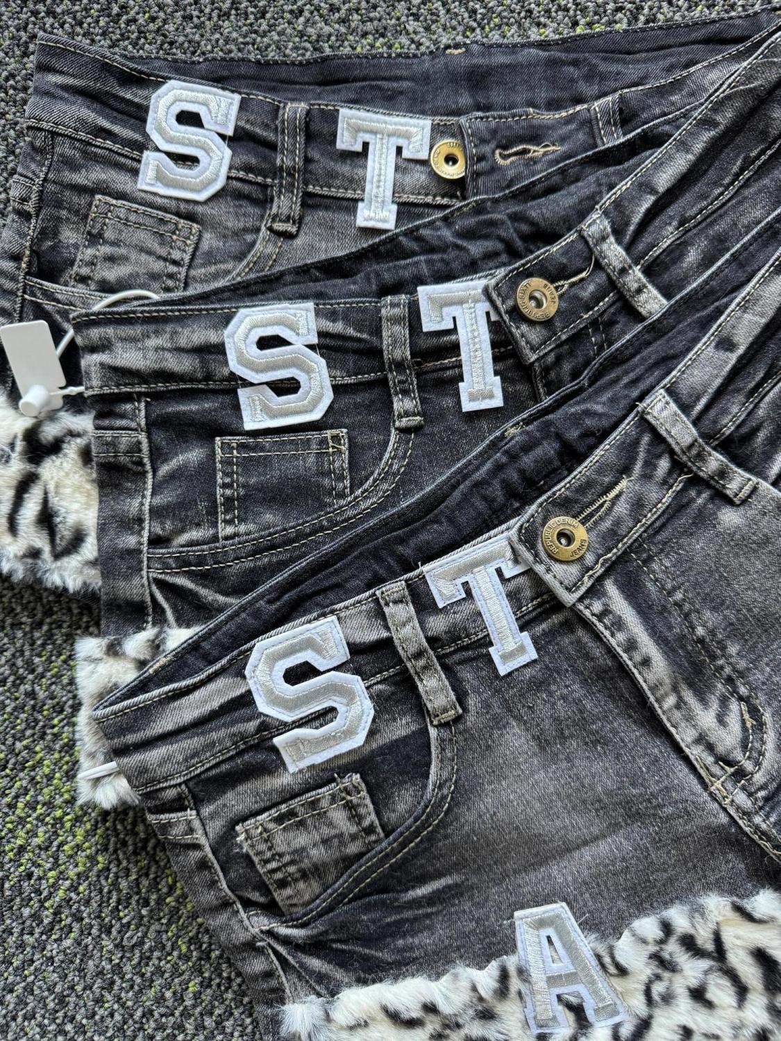 Y2k Embroidered Patch Denim Sh - огляд і ціна Street Fashion Clothing