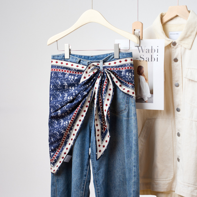 Denim Blue Triangle Scarf New  - огляд і ціна Bandana Multi Way